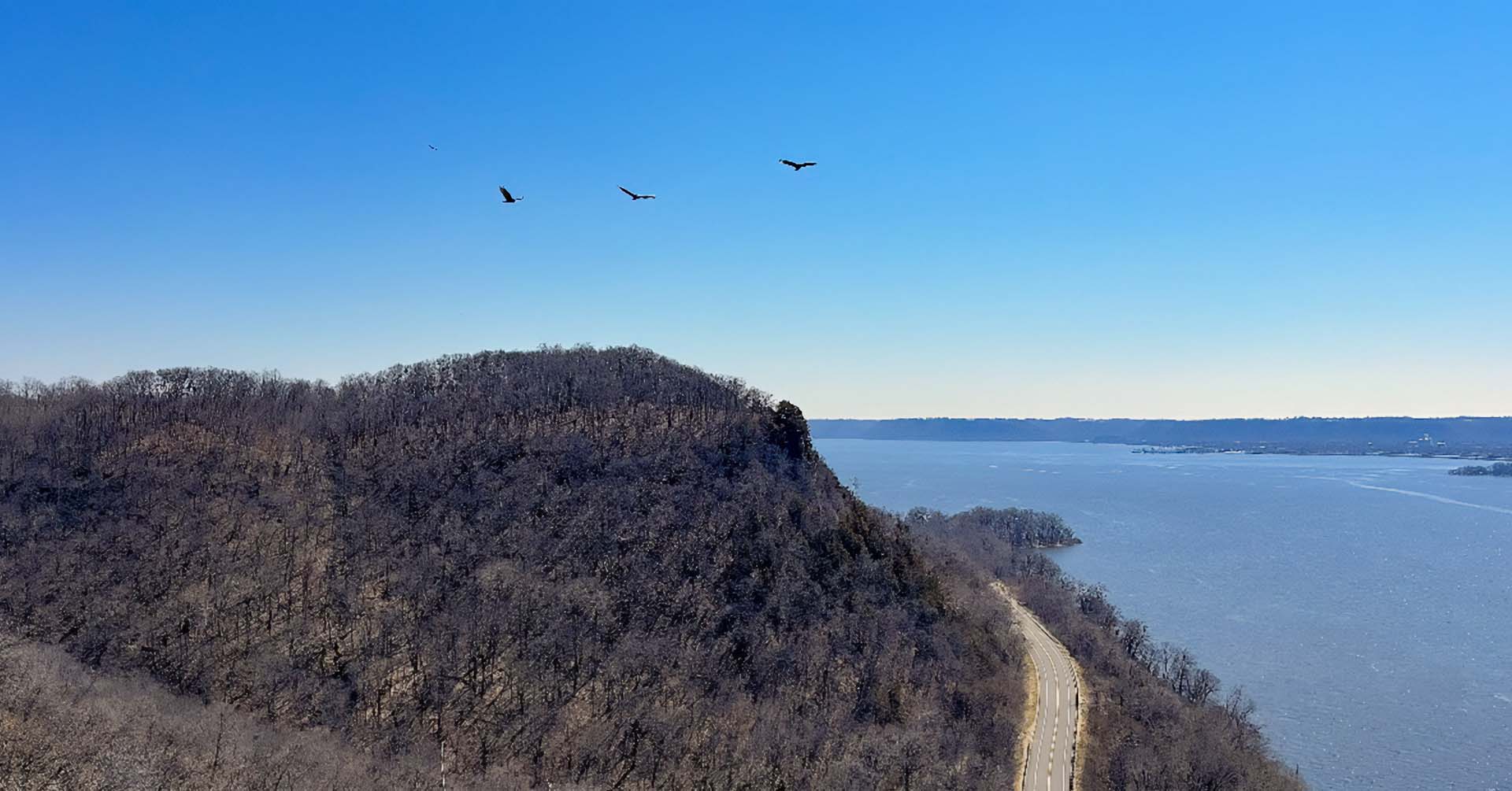 Lake Pepin overlook from Maiden Rock Bluff Lake Pepin overlook from Maiden Rock Bluff.